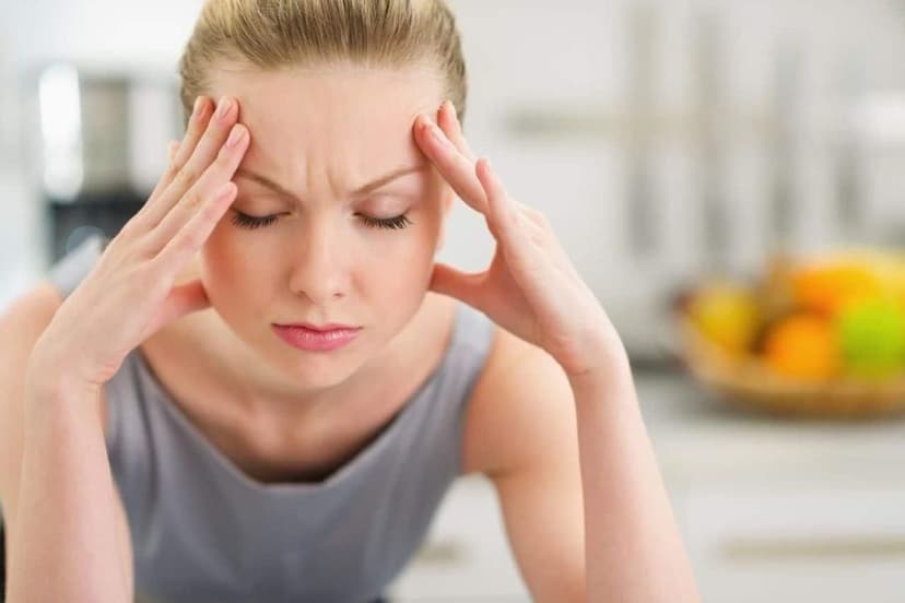 Nhức đầu chóng mặt là gì? Những điều cần biết về bệnh