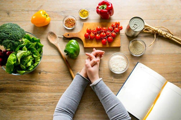 Đau bụng dưới: Nguyên nhân, triệu chứng và cách điều trị