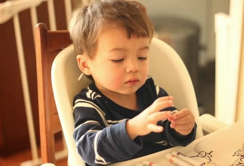 Câm Điếc Bẩm Sinh: Triệu Chứng Sớm và Phương Pháp Can Thiệp