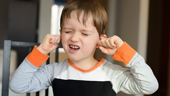 Hội chứng Tourette là gì? Dấu hiệu, nguyên nhân, chẩn đoán và điều trị